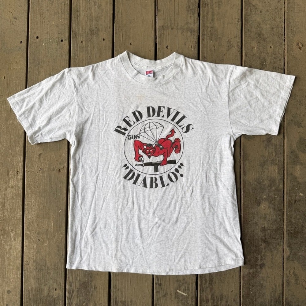 Soffe Shirts Vintage 508th PIR US Army Airborne Red Devils Diablo T-Shirt Large